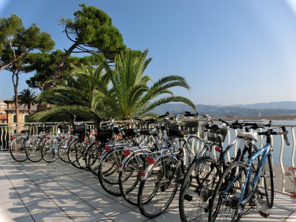 Hotel Arc En Ciel Diano Marina
