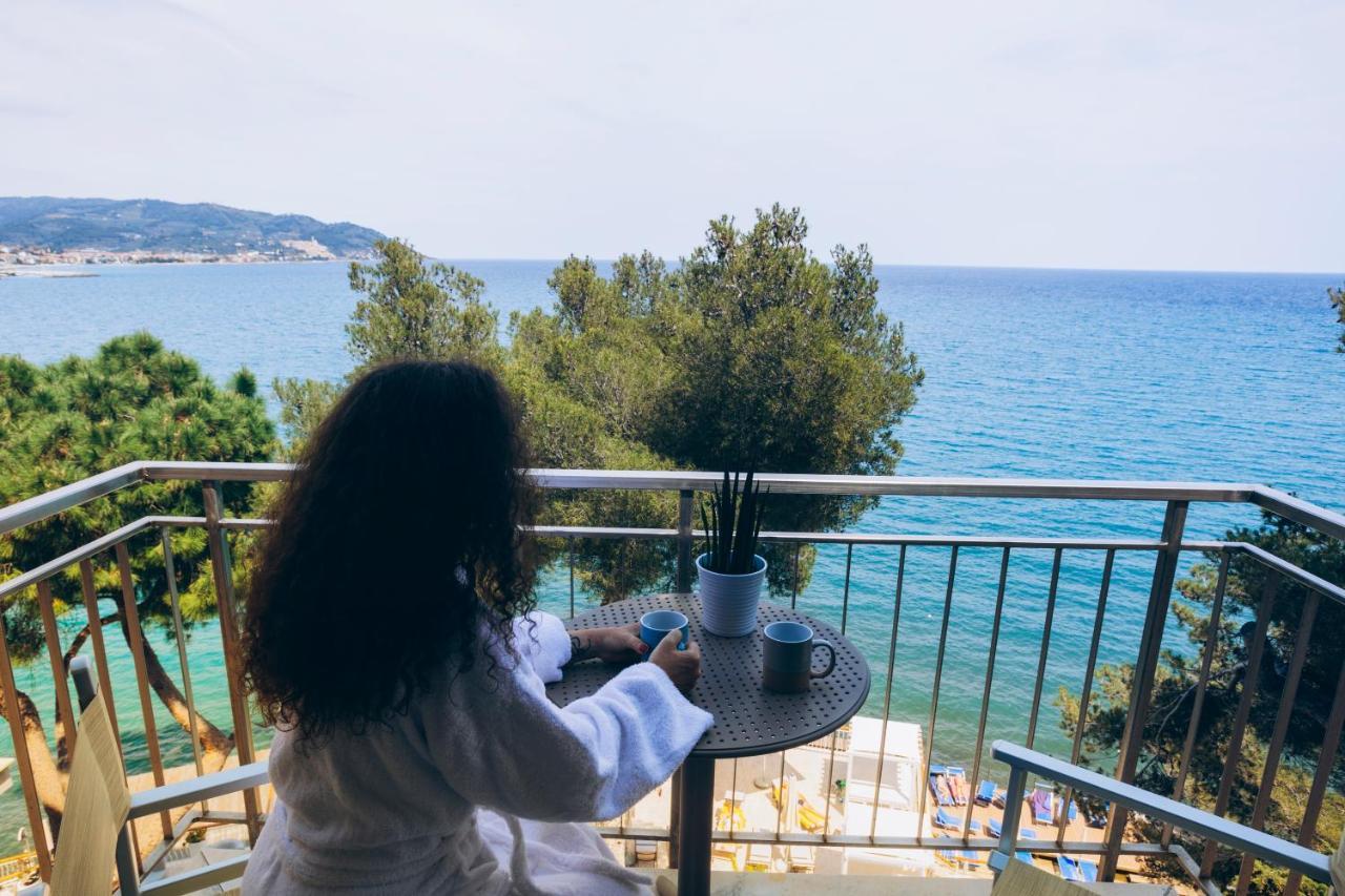 Arc En Ciel Hotel